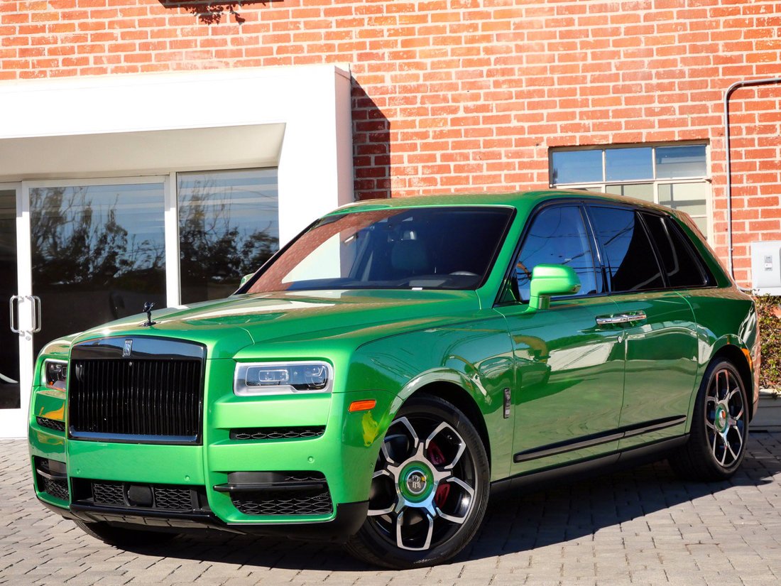 Suv in Beverly Hills, CA, United States 1 - 19084600