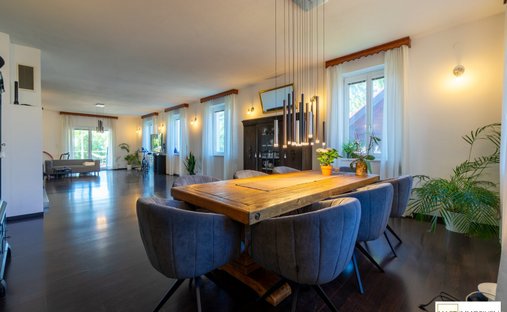 Haus in Gerasdorf bei Wien, Niederösterreich, Österreich 1