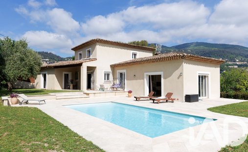 Maison à Grasse, Provence-Alpes-Côte d'Azur, France 1