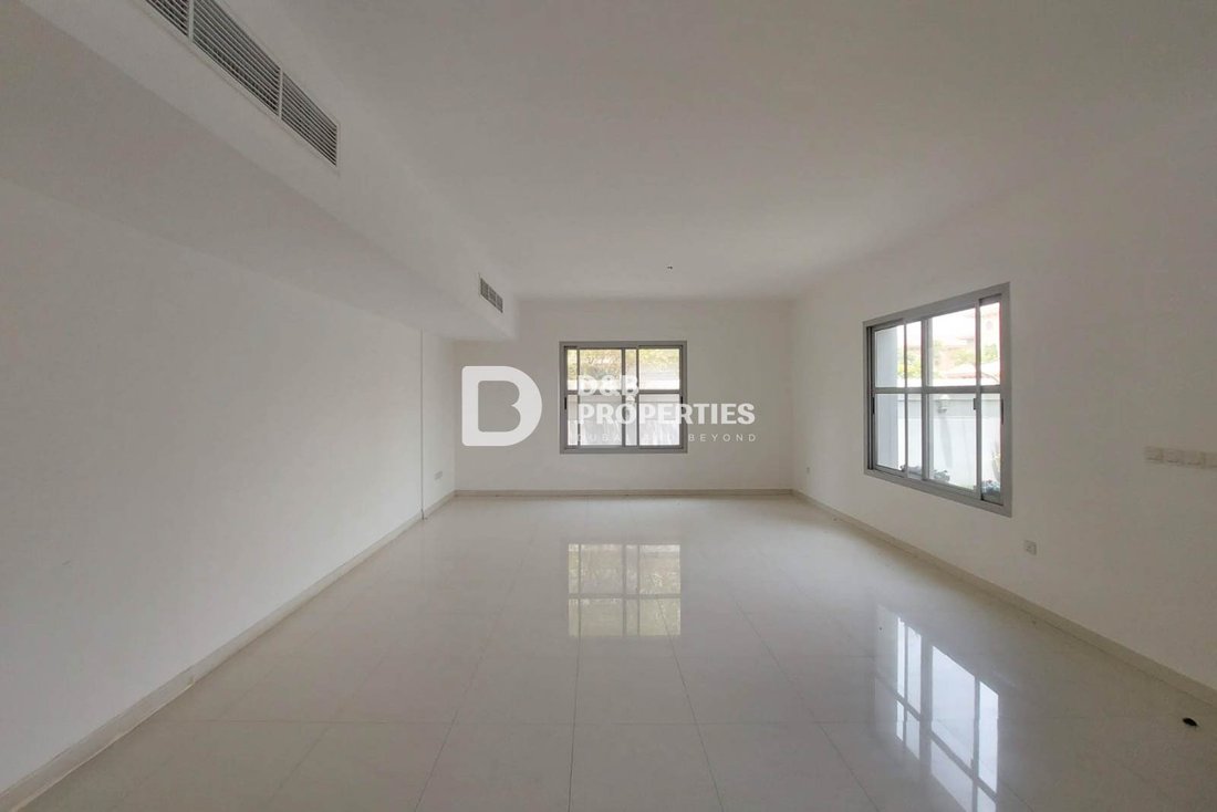 Villa in Wadi Al Safa 2, Wadi Al Safa, Dubai 5 - 19085892