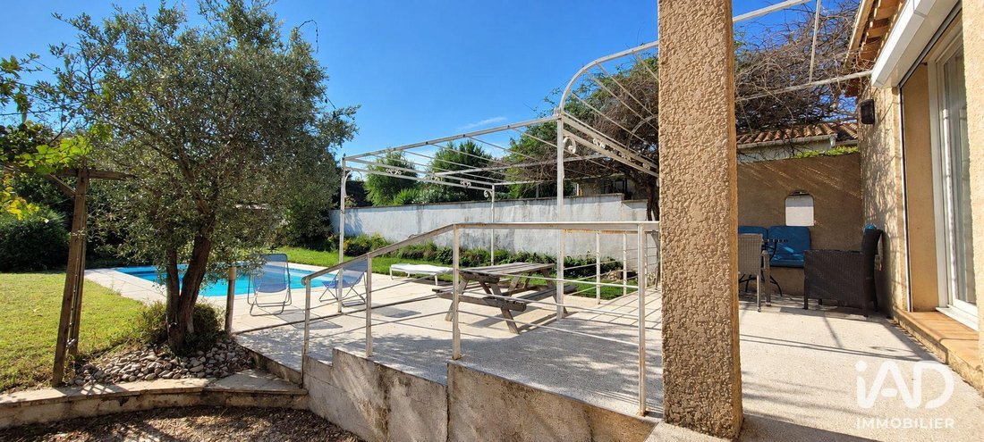 Maison à Saint-Saturnin-lès-Avignon, Provence-Alpes-Côte d'Azur, France 5 - 19078343