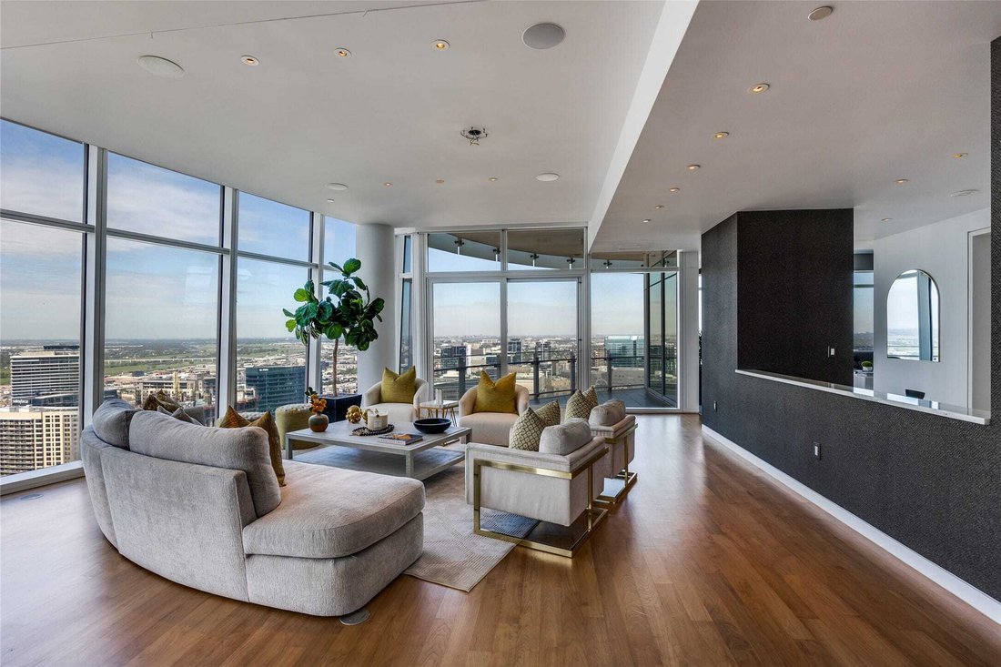 Condo in Dallas, Texas, United States 2 - 19082261