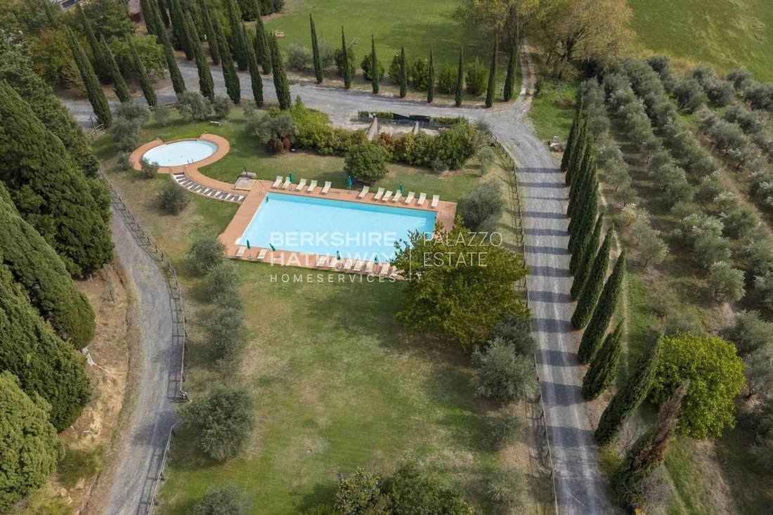 Estate in Gambassi Terme, Tuscany, Italy 4 - 19079502