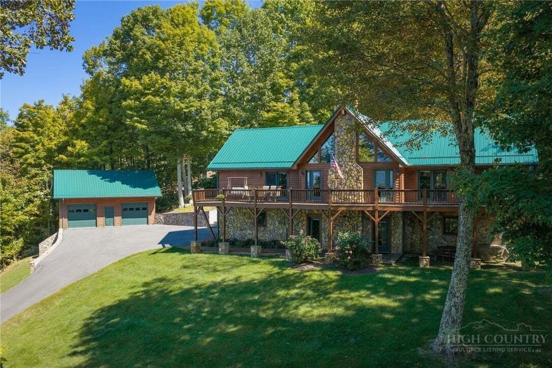 Maison à Elk Park, Caroline du Nord, États-Unis 3 - 18797830