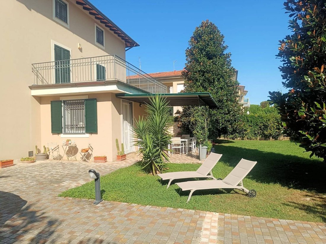 Villa en Lido di Camaiore, Camaiore, Toscana 4 - 19076232