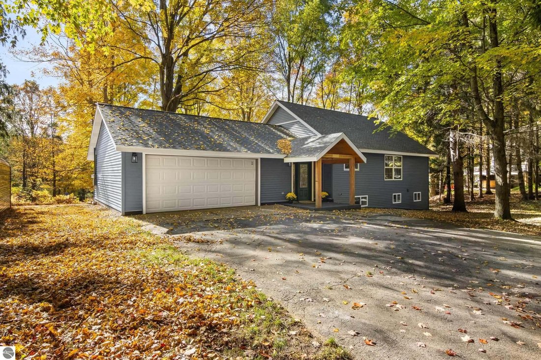 Casa a Thompsonville, Michigan, Stati Uniti 1 - 19078756