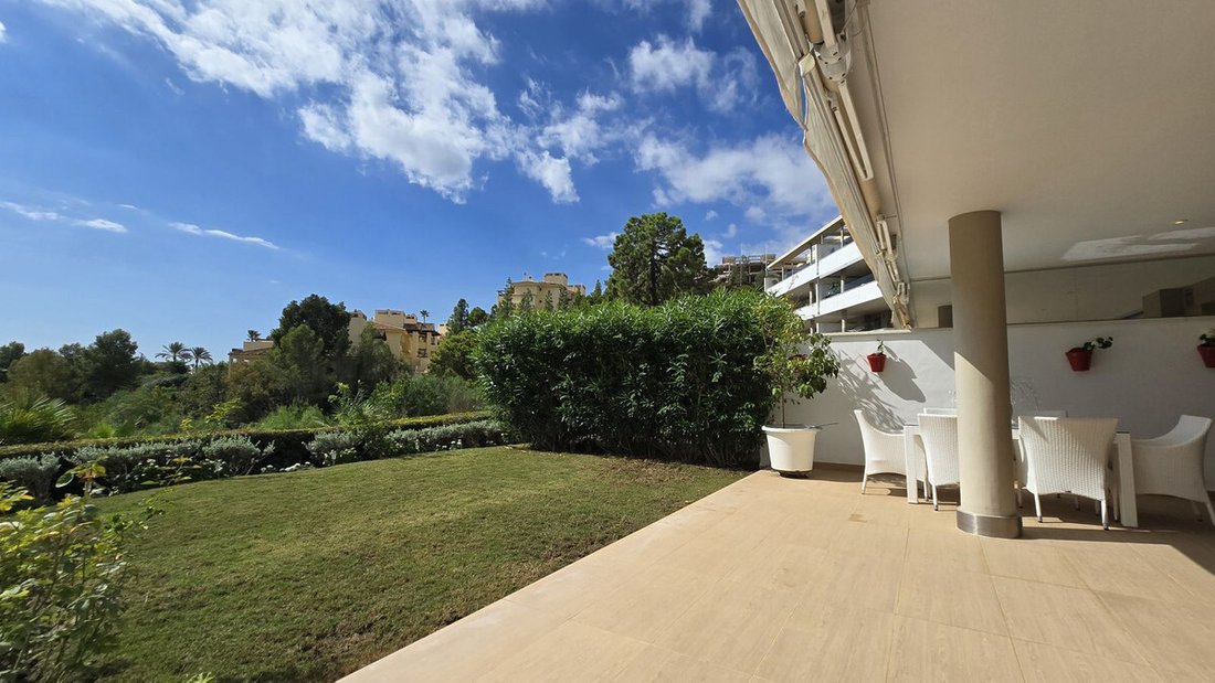 Apartment in Benahavis, Andalusia, Spain 3 - 19079465