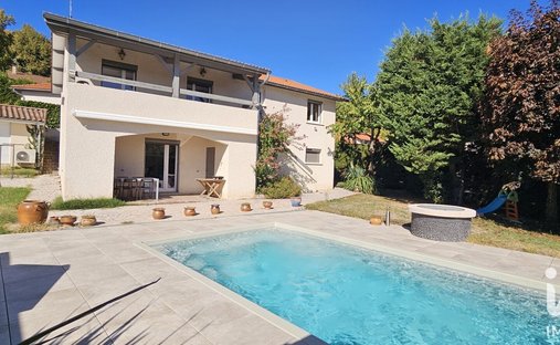House in La Boisse, Auvergne-Rhône-Alpes, France 1
