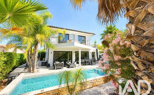 Casa en Sanary-sur-Mer, Provenza-Alpes-Costa Azul, Francia 1