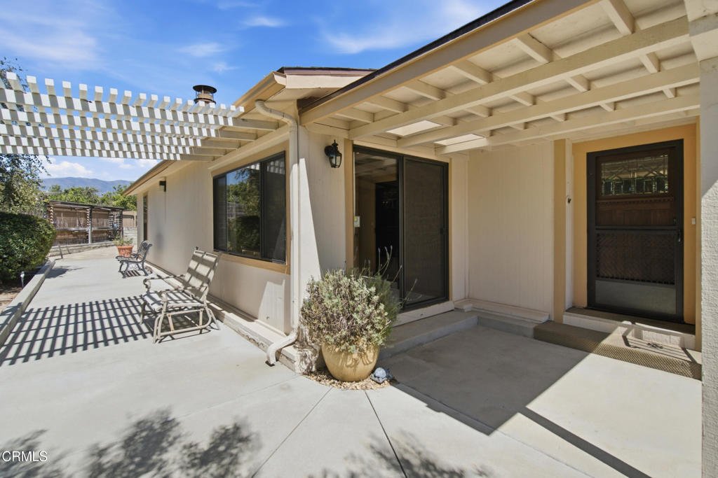 Santa Paula, California, United States 5 - 19084180