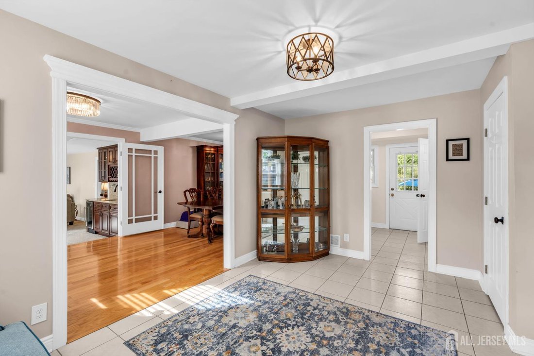 Casa a East Brunswick, New Jersey, Stati Uniti 4 - 19079772