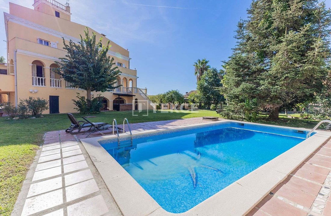 Villa in Teia, Catalonia, Spain 3 - 19080842