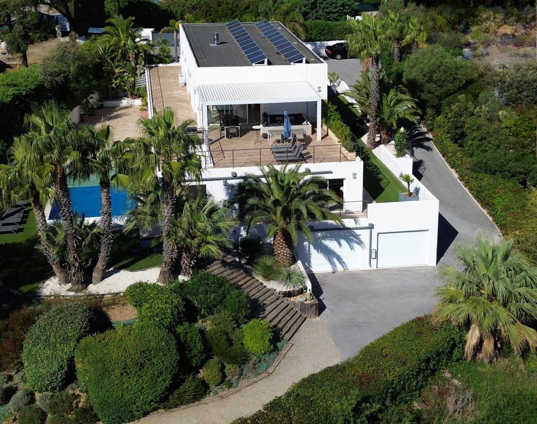 Maison à Ville-Les Saquedes-Le Bouillonnet, Sainte-Maxime, France 1 - 19081390