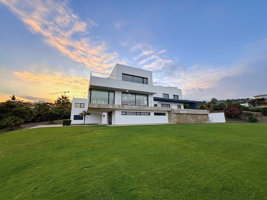 Villa in Sotogrande, San Roque, Andalusien 1 - 19079227