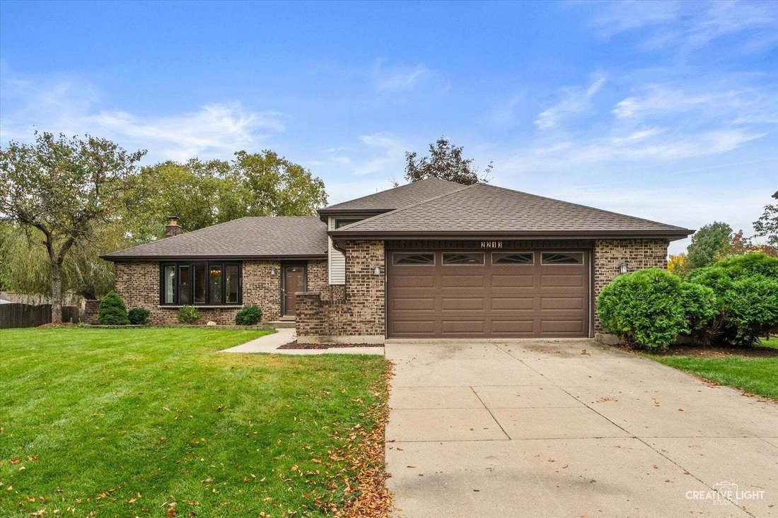 House in Darien, Illinois, United States 1 - 19082779