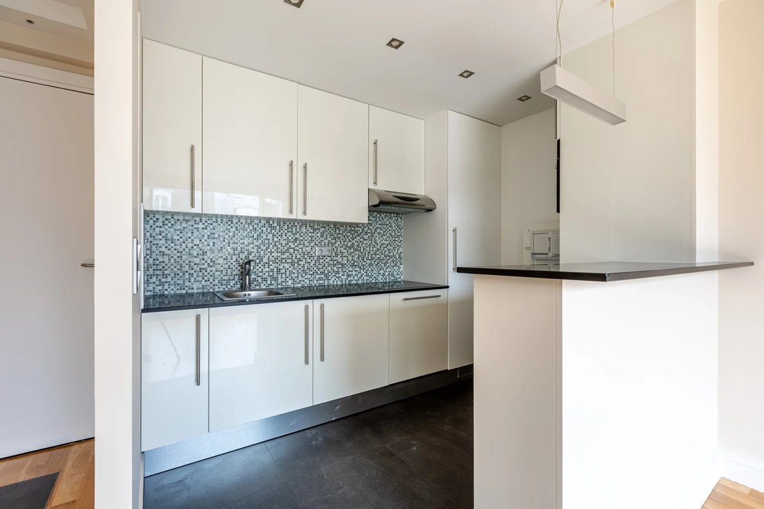 Wohnung in Batignolles-Cardinet, Paris 17e Arrondissement, Paris 4 - 19085996