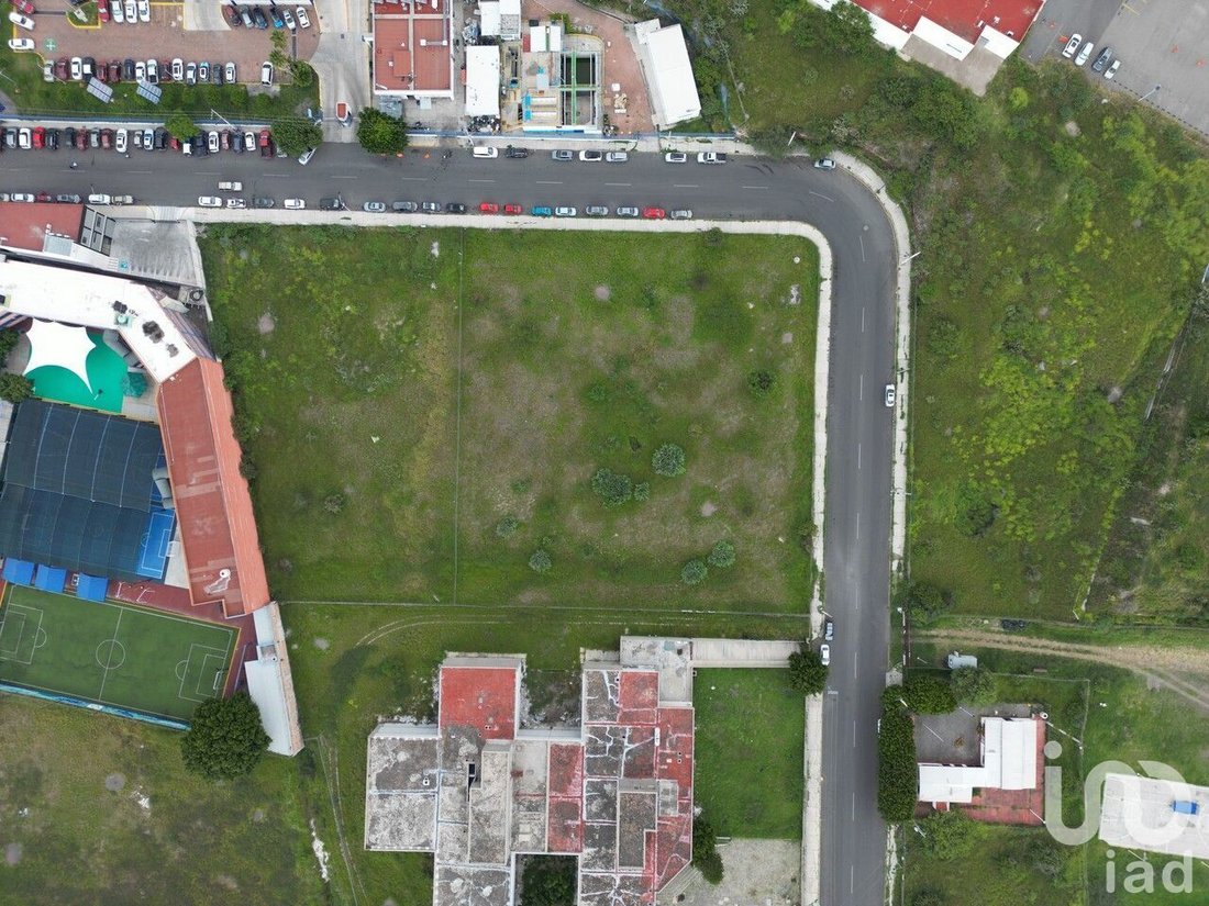 Land in Santiago de Querétaro, Querétaro, Mexico 1 - 19079275