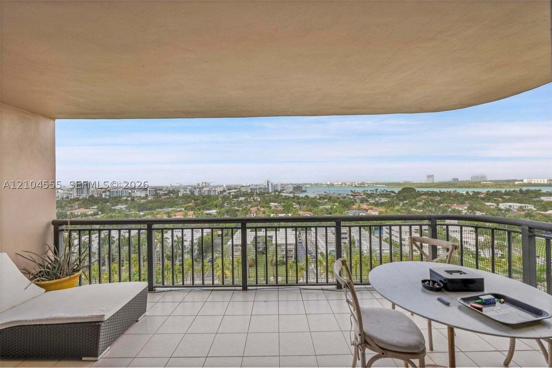 Eigentumswohnung in Bal Harbour, Florida, Vereinigte Staaten 2 - 19080880