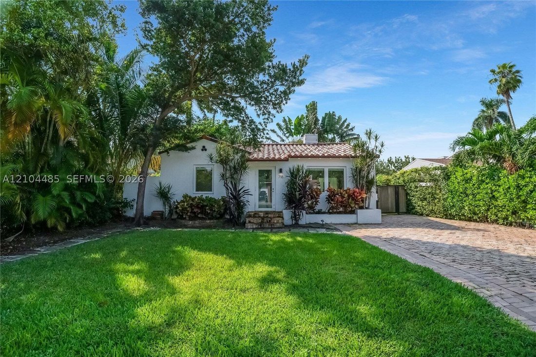 House in Miami, Florida, United States 1 - 19080881