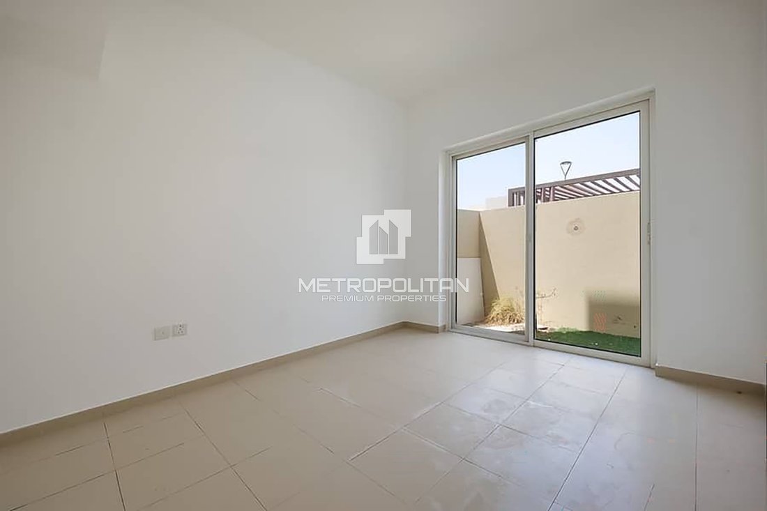 Apartamento en Distrito de Golf de Dubai South, Dubái, Emiratos Árabes Unidos 2 - 19079572