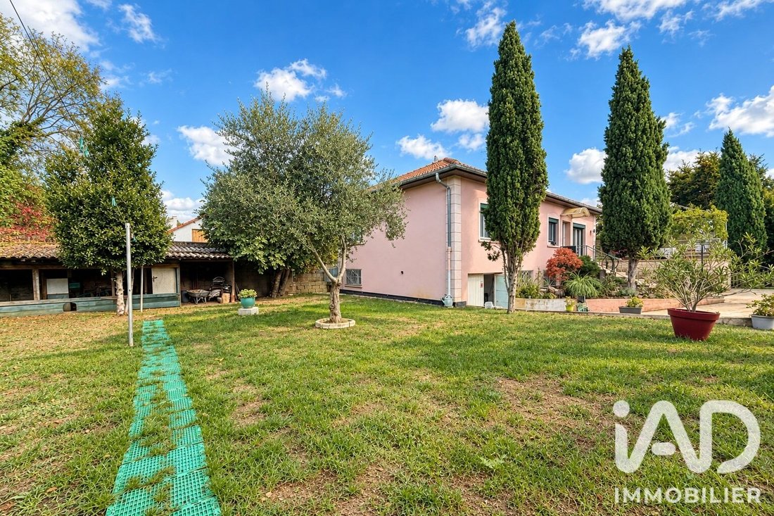 House in Orly, Ile-de-France, France 2 - 19078302