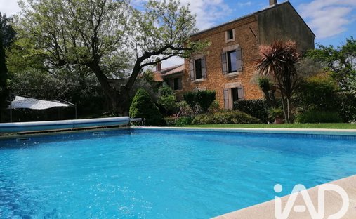 Casa a Althen-des-Paluds, Provenza-Alpi-Costa Azzurra, Francia 1