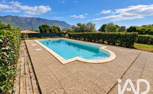 Casa en Peri, Córcega, Francia 1