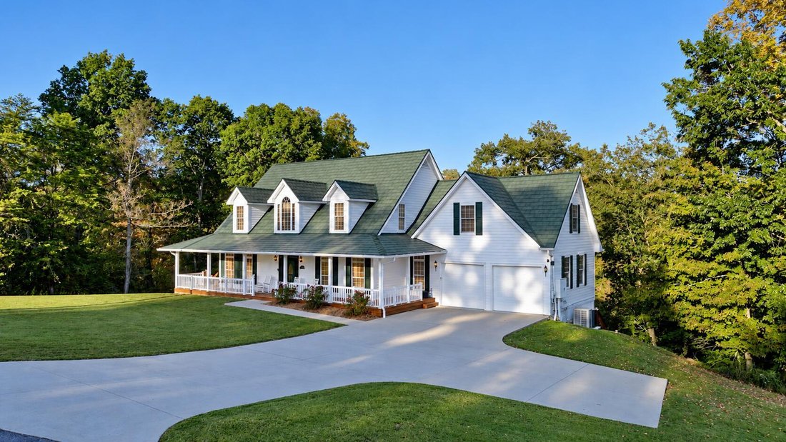 House in Jamestown, Kentucky, United States 3 - 19080661