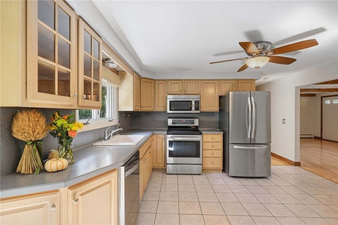 House in North Smithfield, Rhode Island, United States 4 - 19045478