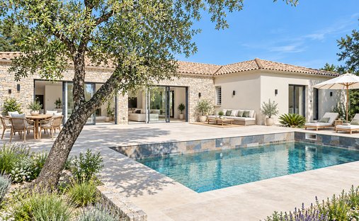 Villa a La Gazelle, Nîmes, Francia 1