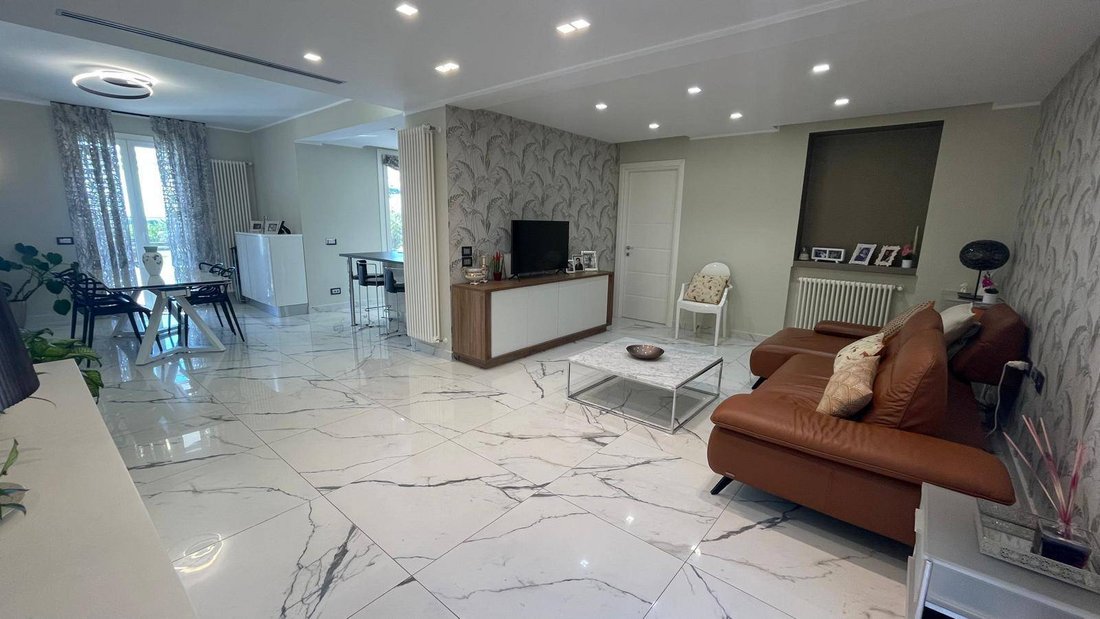 Apartamento en Latte-Ville, Ventimiglia, Liguria 2 - 15118527