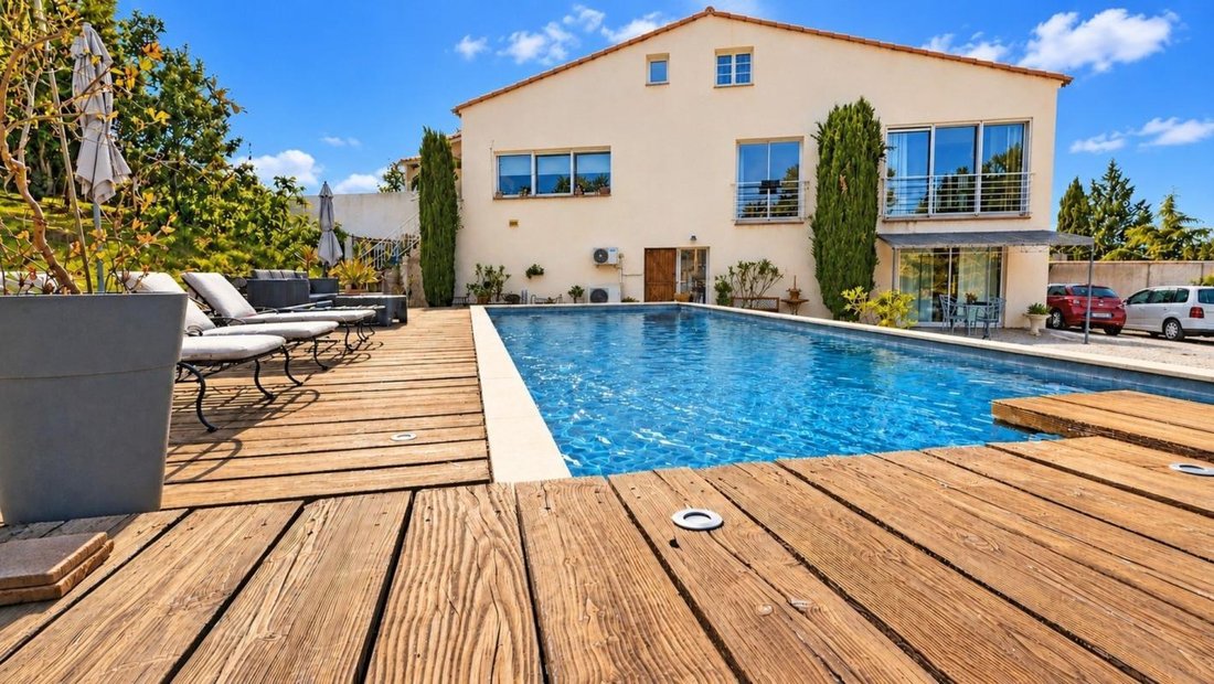 House in Vernègues, Provence-Alpes-Côte d'Azur, France 3 - 19079386