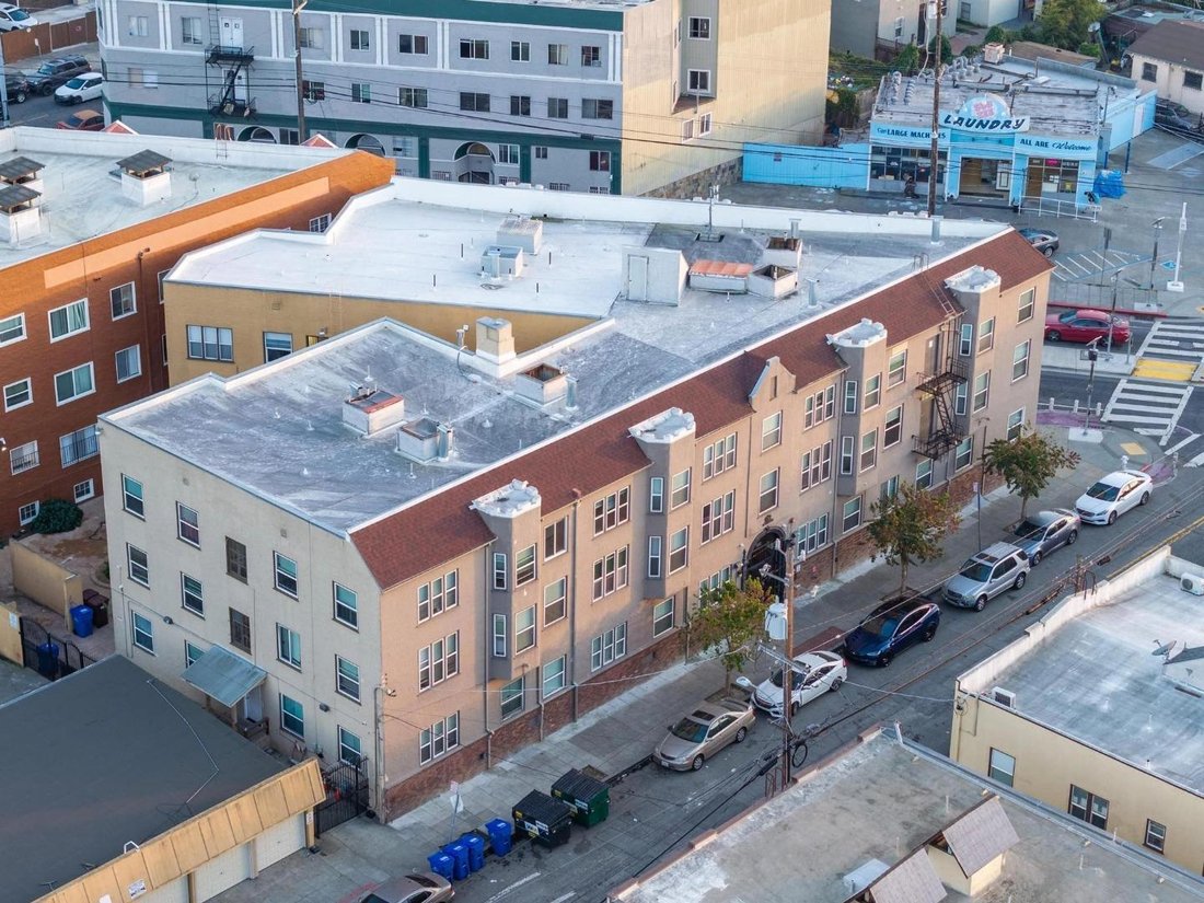 Andere in Oakland, Kalifornien, Vereinigte Staaten 4 - 19080887