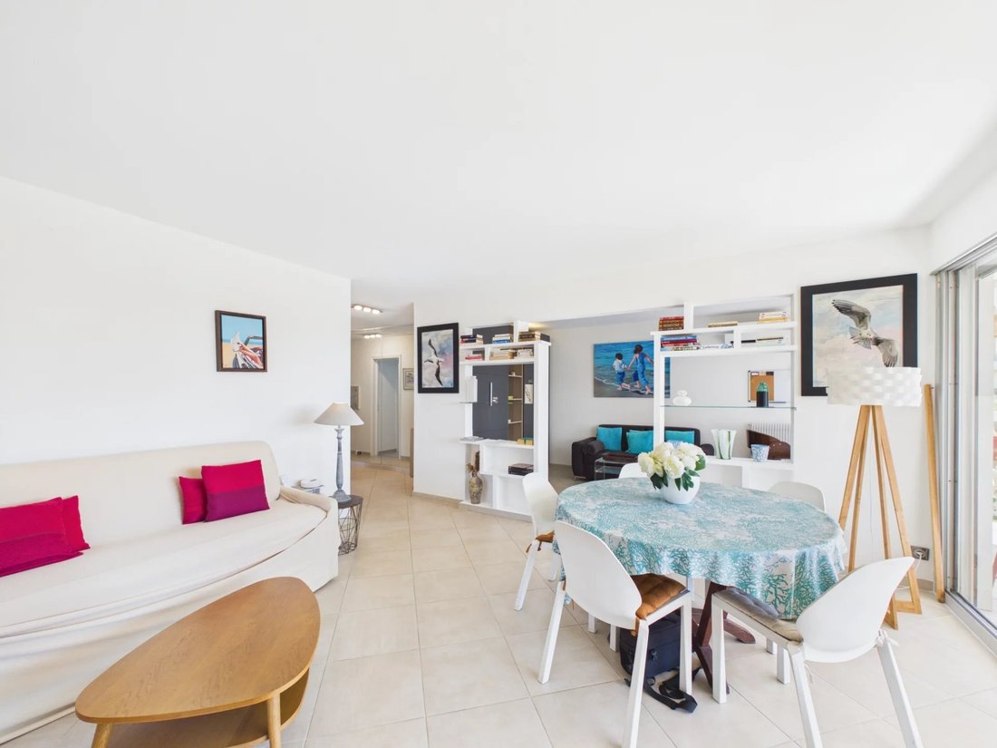 Apartment in Ponteil, Antibes, France 3 - 19079368