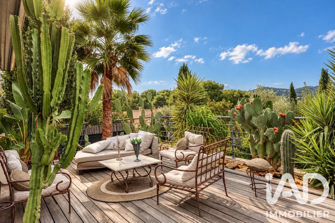 House in Saint-Cyr-sur-Mer, Provence-Alpes-Côte d'Azur, France 4 - 19078273