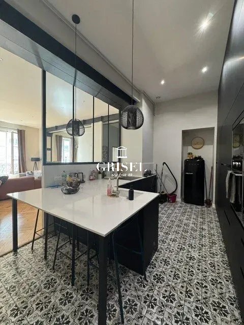 Apartment in Hôtel de Ville-Quinconce-Saint Seurin-Fondaudège, Bordeaux, France 5 - 19083866