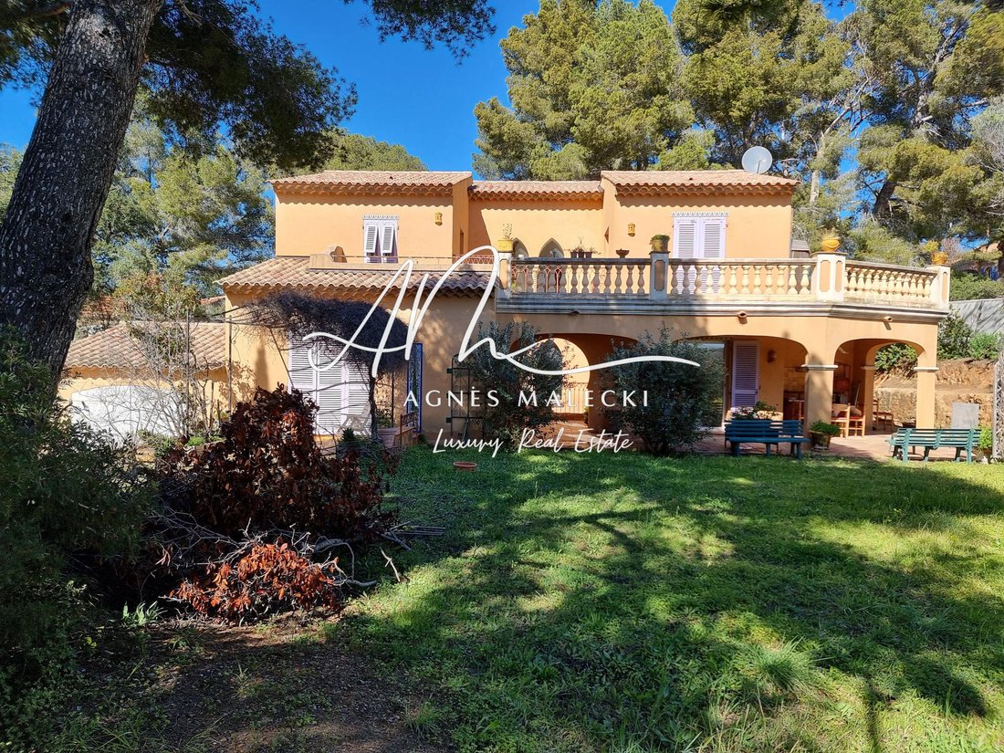 Villa à Nord, Cavalaire-sur-Mer, France 4 - 15389752