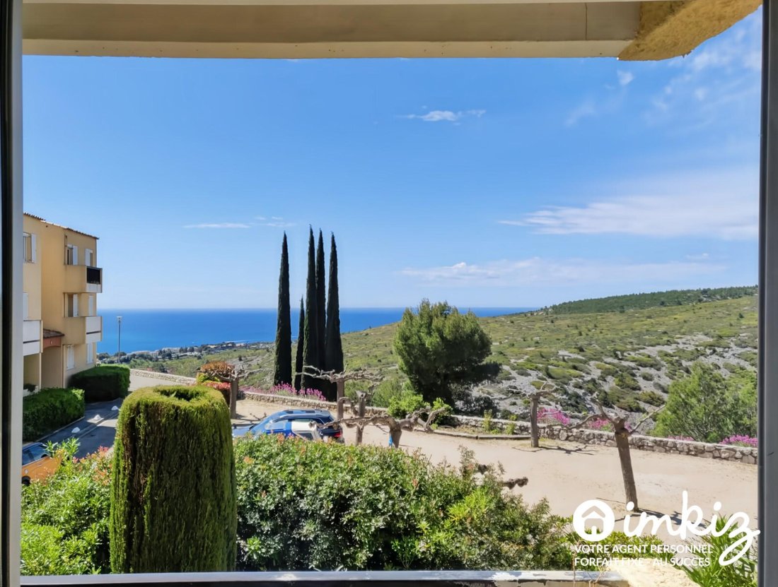 Wohnung in Peripherie, Cassis, Frankreich 1 - 19078997