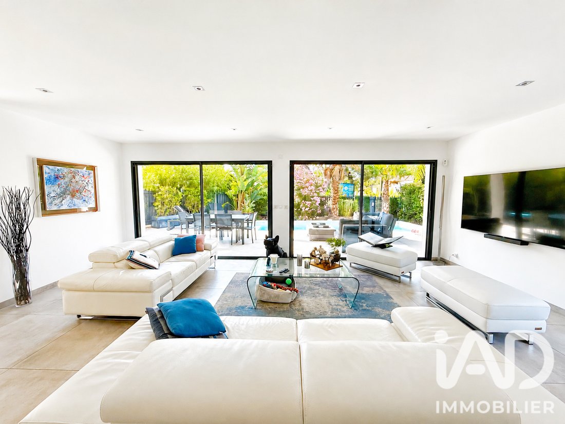 Casa en Sanary-sur-Mer, Provenza-Alpes-Costa Azul, Francia 2 - 19078385