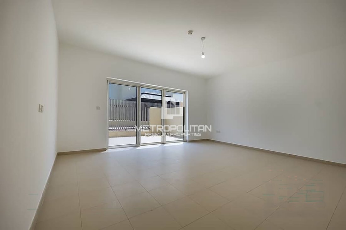 Apartamento en Distrito de Golf de Dubai South, Dubái, Emiratos Árabes Unidos 1 - 19079572