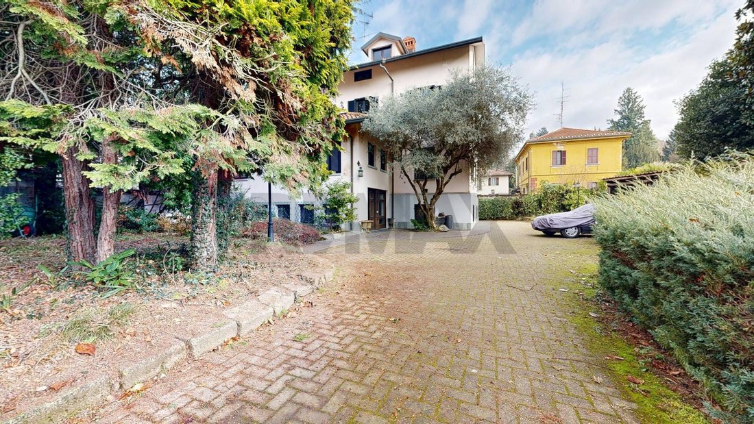 Villa a Venegono Superiore, Lombardia, Italia 5 - 19076132