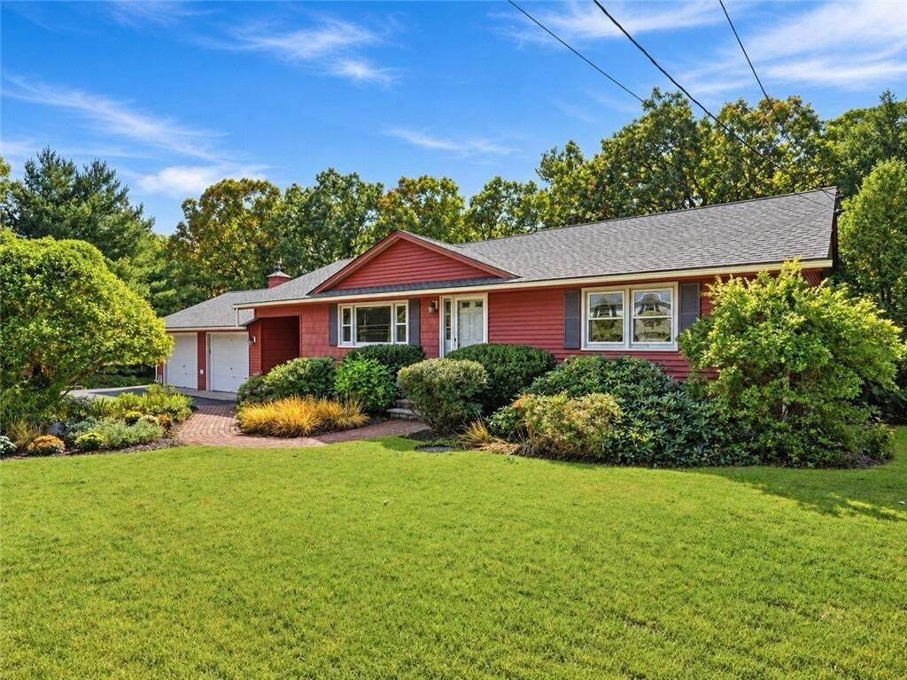 House in North Smithfield, Rhode Island, United States 1 - 19045478