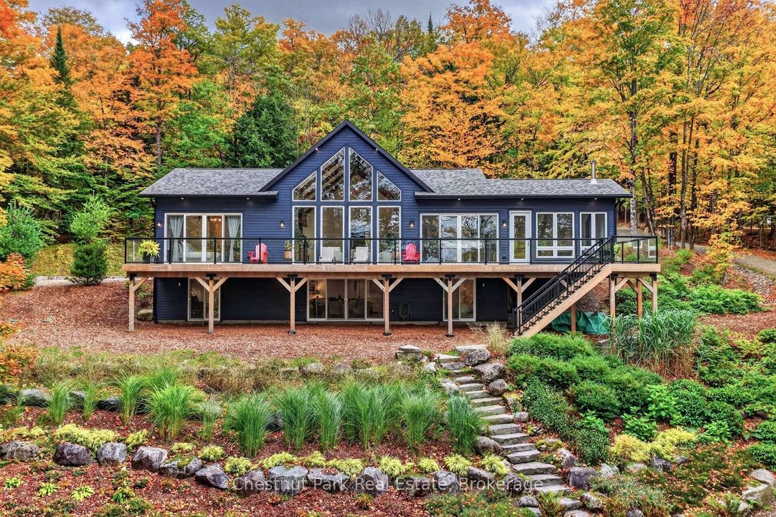 House in Lake of Bays, Ontario, Canada 1 - 19083103