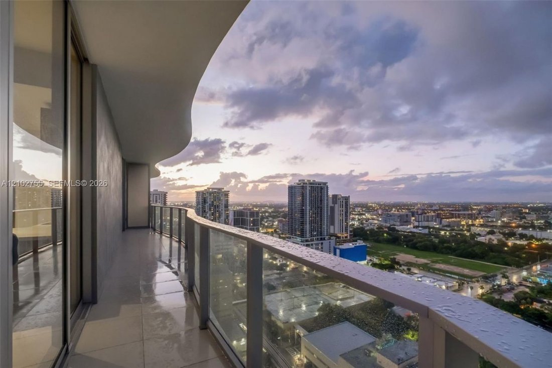 Casa en Miami, Florida, Estados Unidos 1 - 19085359