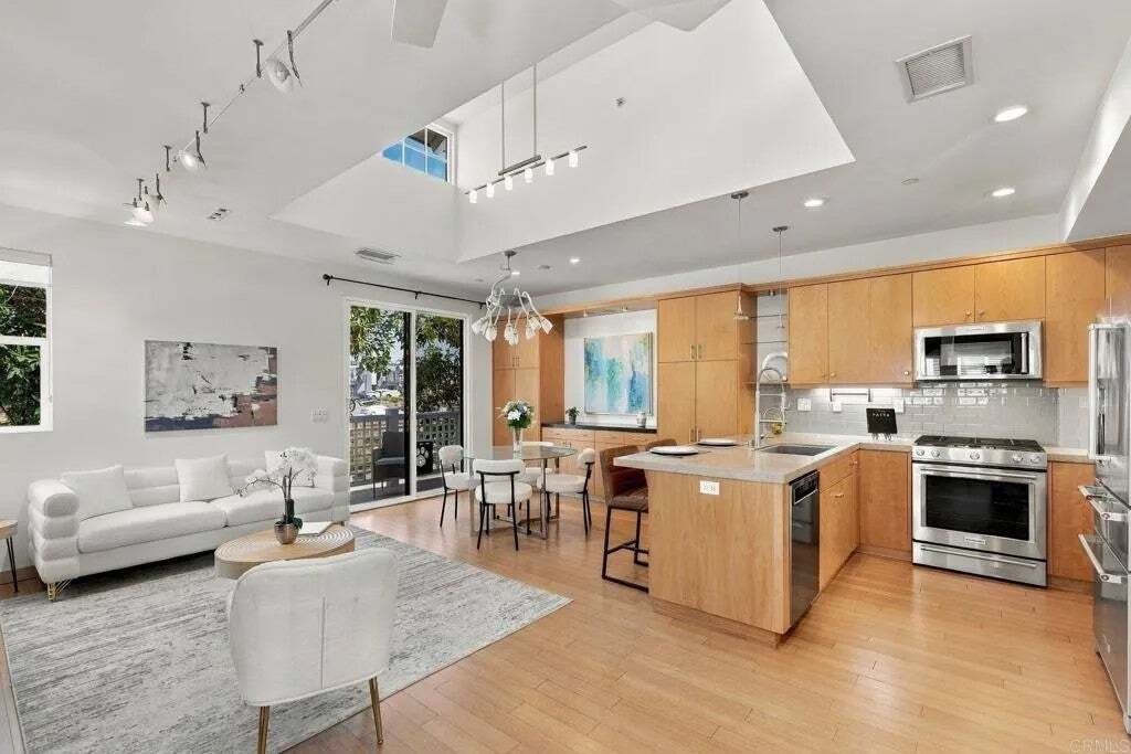 Townhouse in Encinitas, California, United States 1 - 19081176
