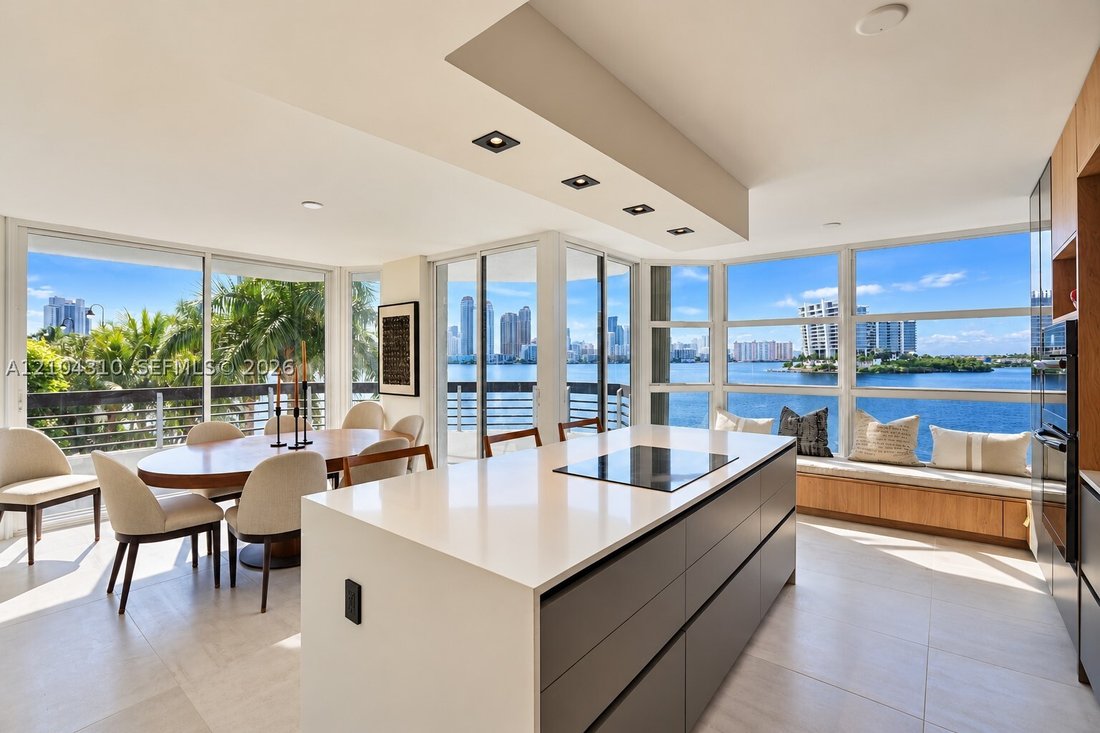 Condominio en Aventura, Florida, Estados Unidos 3 - 19080086