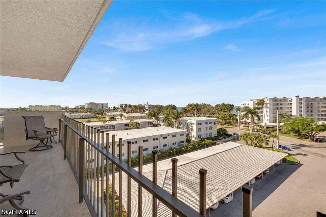 Cooperativa en Naples, Florida, Estados Unidos 4 - 19085704