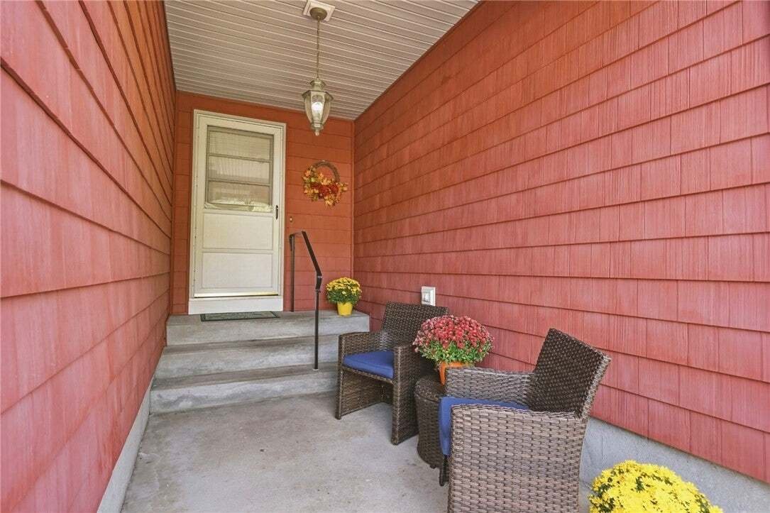 House in North Smithfield, Rhode Island, United States 3 - 19045478