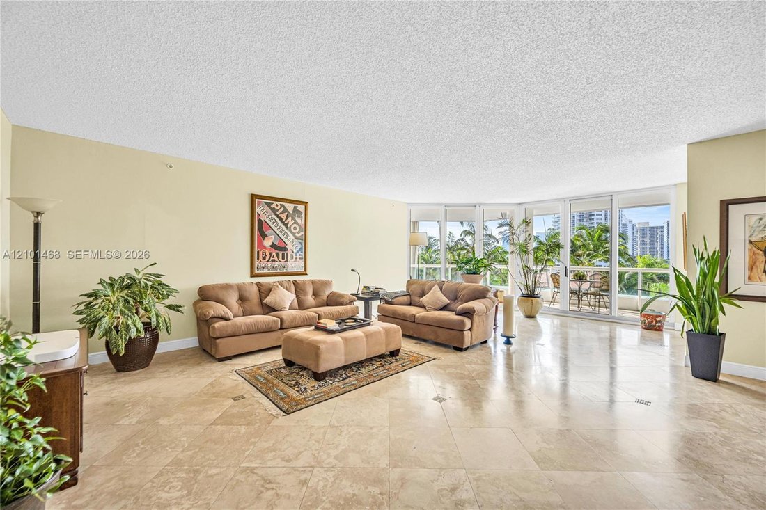 Condo in Aventura, Florida, United States 1 - 19081307