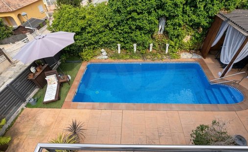 Maison de ville à Cunit, Catalogne, Espagne 1
